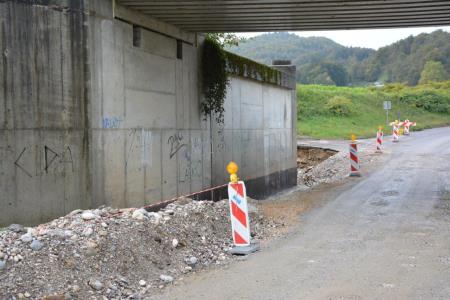 Podvoz pod železnico