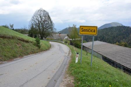 Oporni zid Seničica