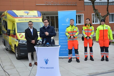 Reševalno vozilo v Medvodah
