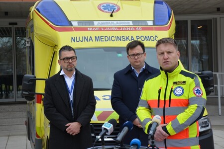 Reševalno vozilo v Medvodah